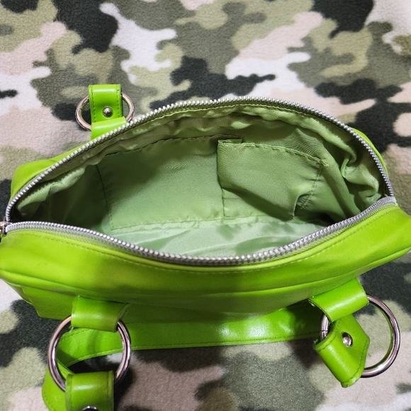 Lime Purse - Picture 10 of 16